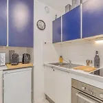 Charming T2, Wifi, Air Conditioning, Balcony
